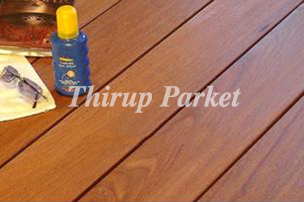 Cumaru Terrasseplank fra Thirup Parket ApS