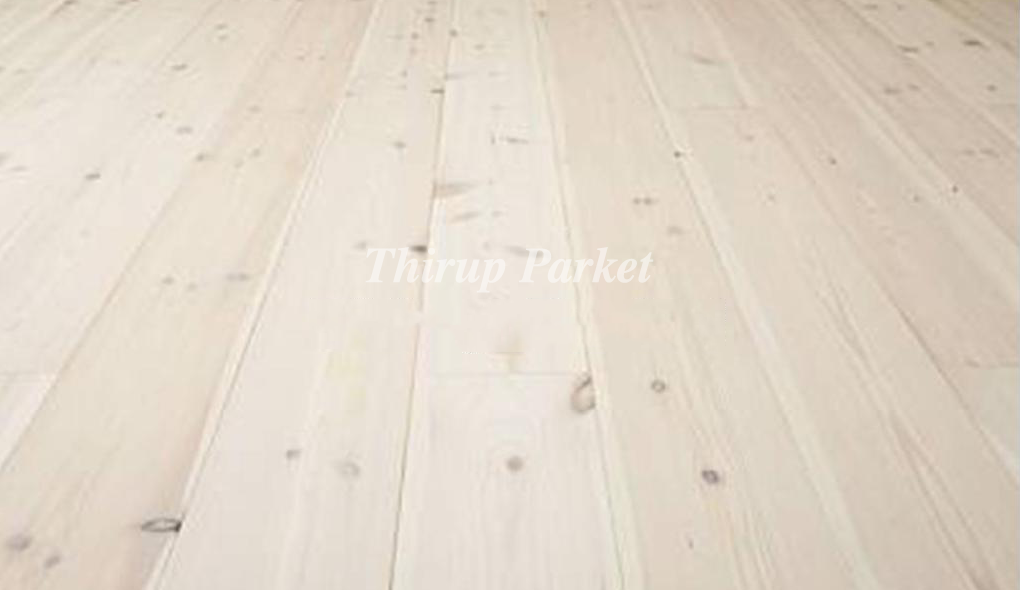 Fyr Lamelplank leveres af Thirup Parket ApS i Nordjylland